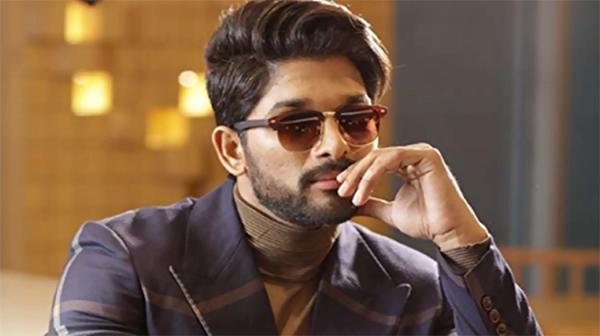 Bunny Treading In The Line Of Mahesh Babu