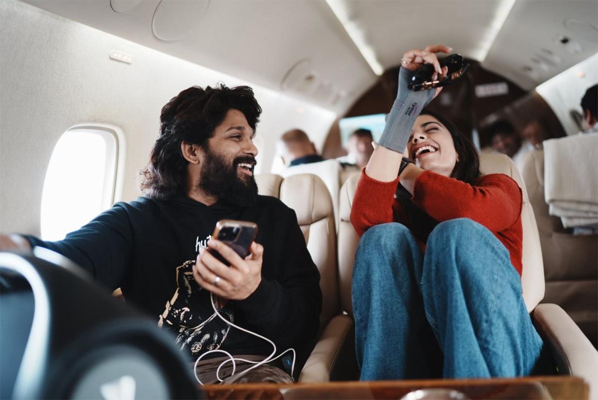 Allu Arjun delights Malayalees with surprise Pushpa The Rule present