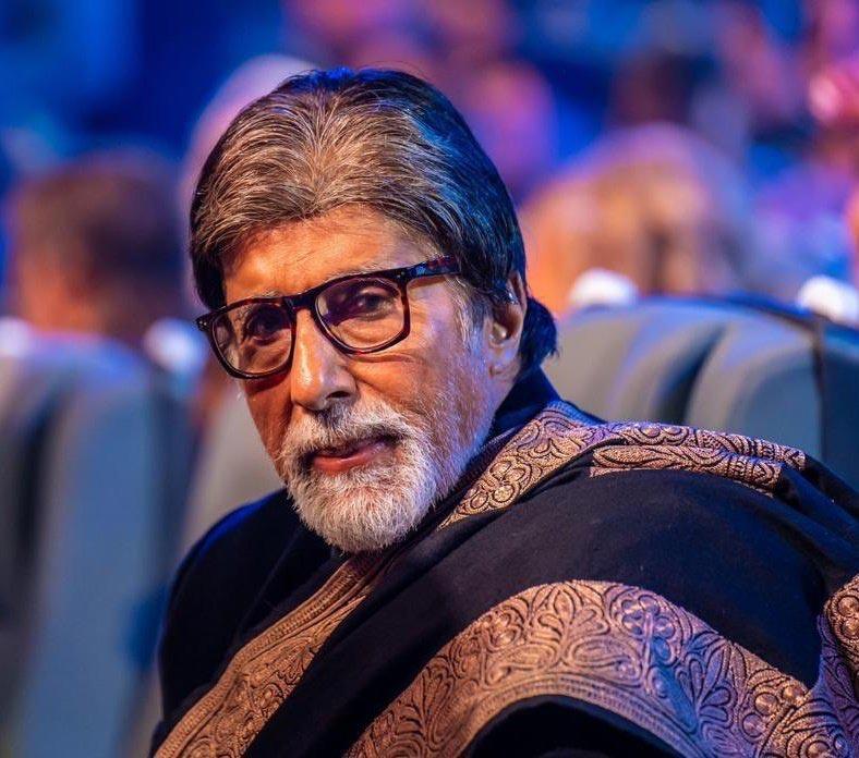 Amitabh blames himself as an idiot