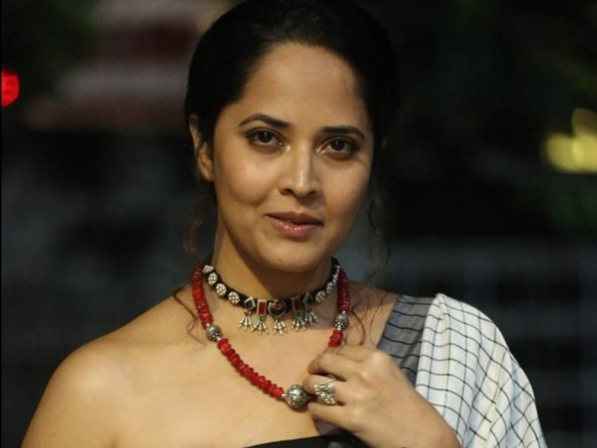 Anasuya's Brutal Reply