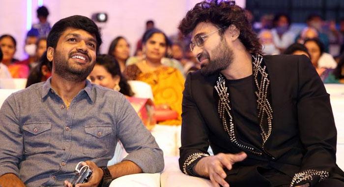 Anil Ravipudi Against Using His Name For Alludu Adhurs!
