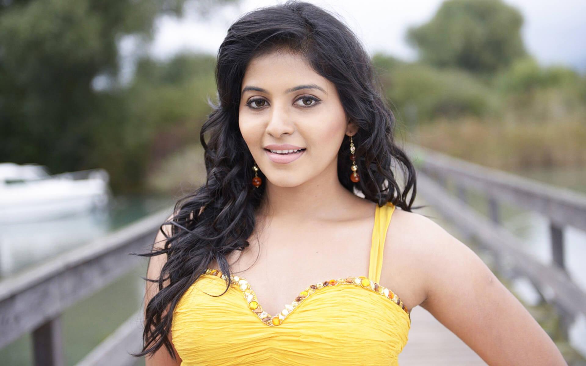 Actress Anjali On Her Breakup