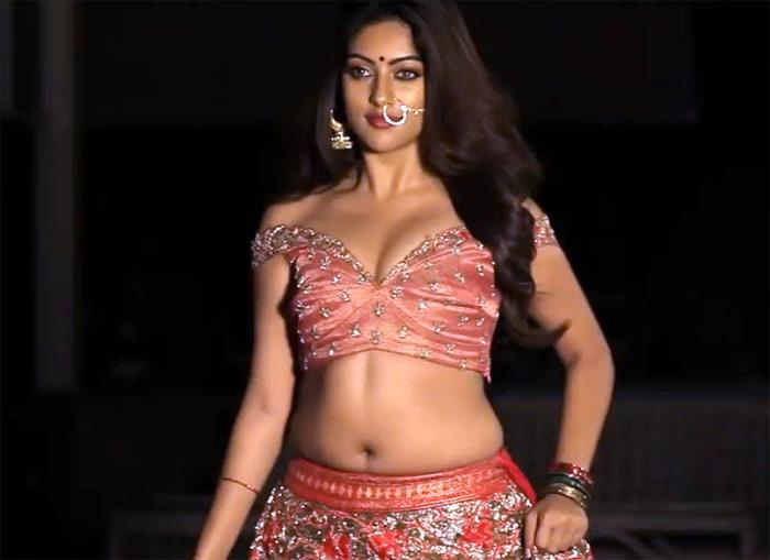 Pawan Kalyan's Girl about Her Expressive Eyes
