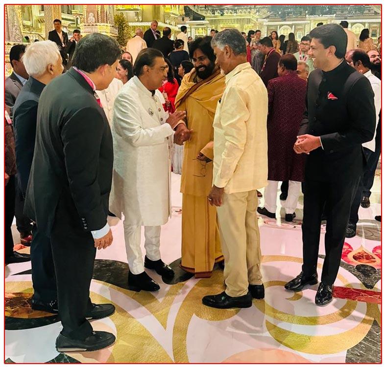 Chandrababu - Pawan Kalyan Grace Ambanis Wedding