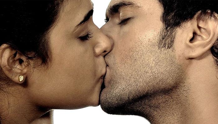 Arjun Reddy All Time Record in Lip Locks!