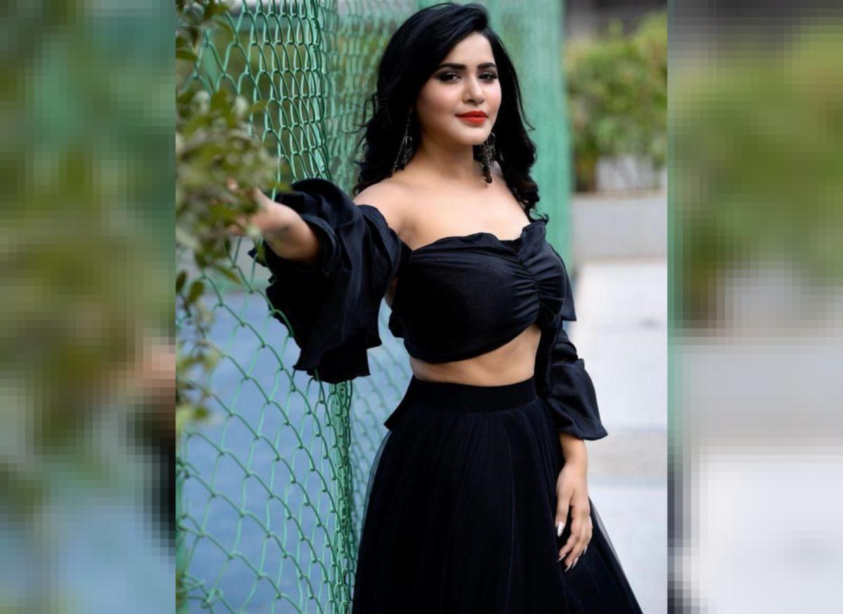 Ashu Reddy's Secret Out