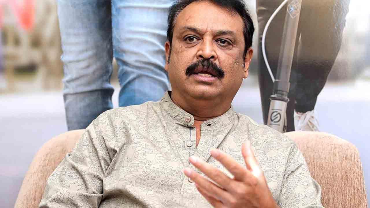 Sr Naresh house attacked