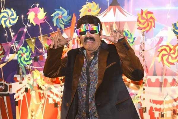 Balayya's Shocking Look Rocking!