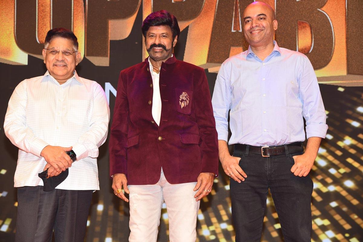 Balakrishna reveals Pottodu, Bandodu secrets