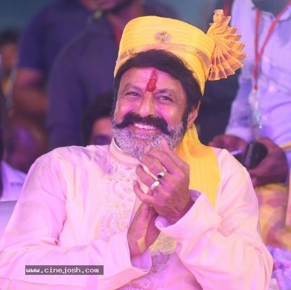 Balakrishna  insults Star Hero Family