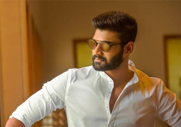 Konda To Show His Power In Bollywood