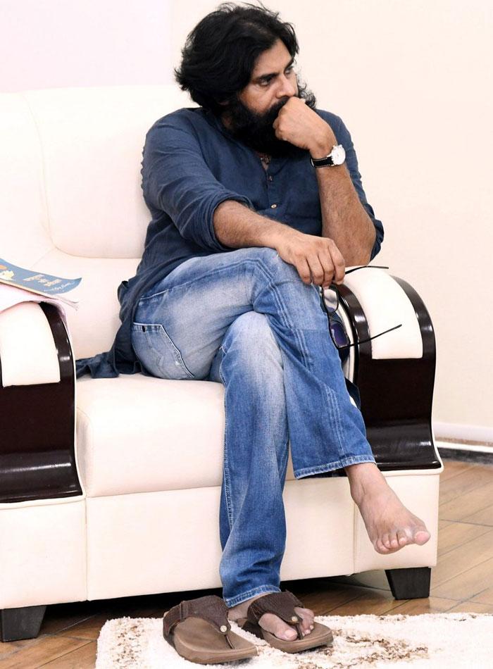 Pawan Differentiates Evil &amp; Honest Advice