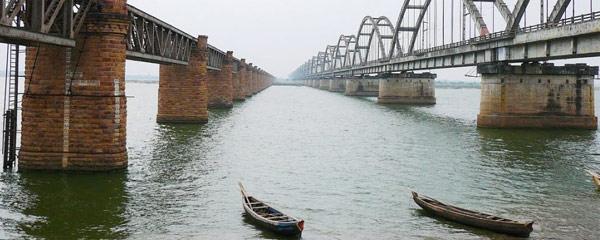 Best Film Songs on Godavari