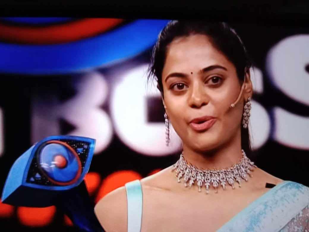 BB Non Stop: Bindu Madhavi wins the coveted crown