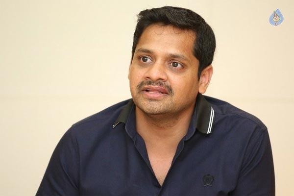 Bunny Vas Supports Posani!
