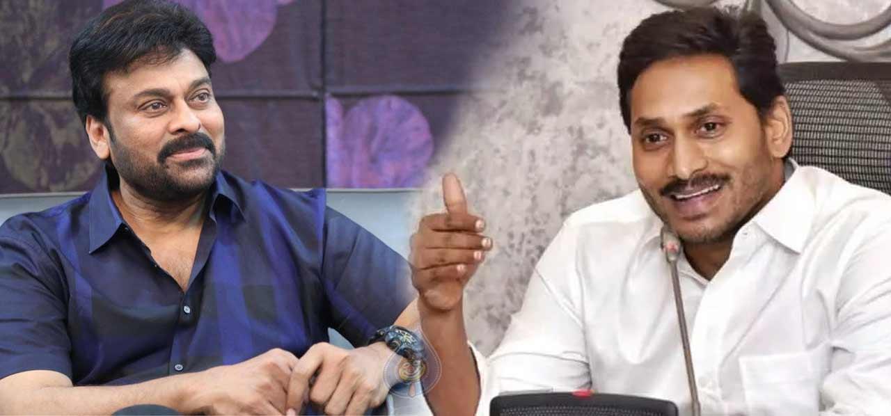 Who along with Chiranjeevi meets AP CM Jagan?