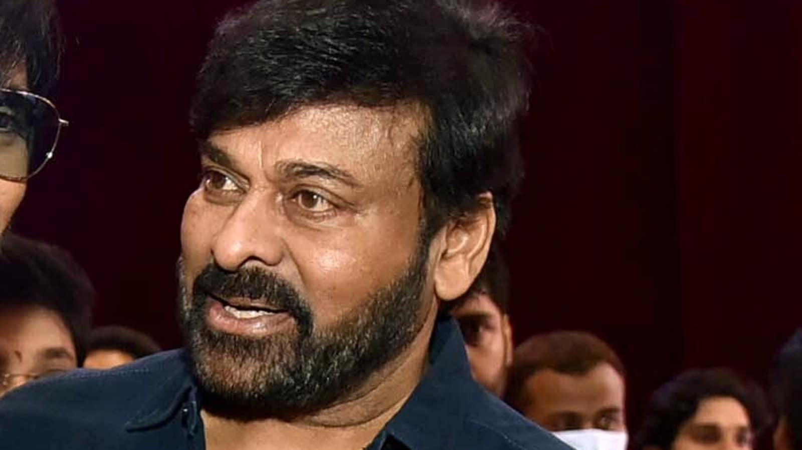 Chiranjeevi moved by Gautam Raju's demise