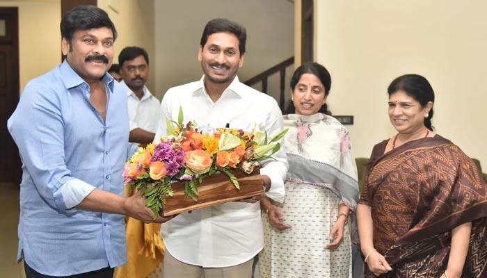 Why Chiru Met Pawan, Before Meeting Jagan?