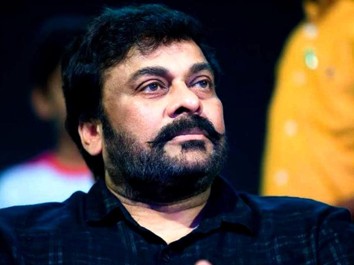 Bobby to show Chiru's dual power?