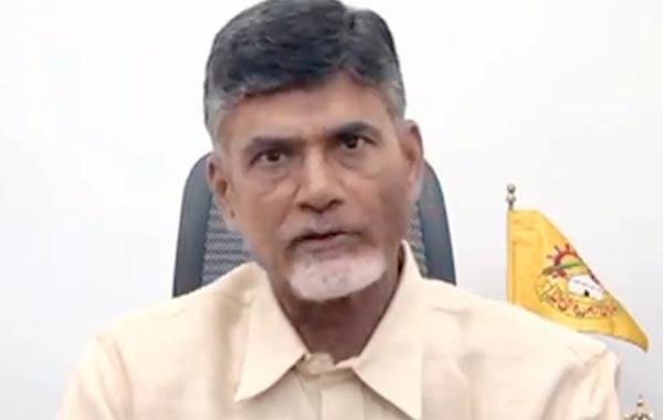 Complete VJA, Vizag Metro Rail projects by 2018: CM to Sreedharan
