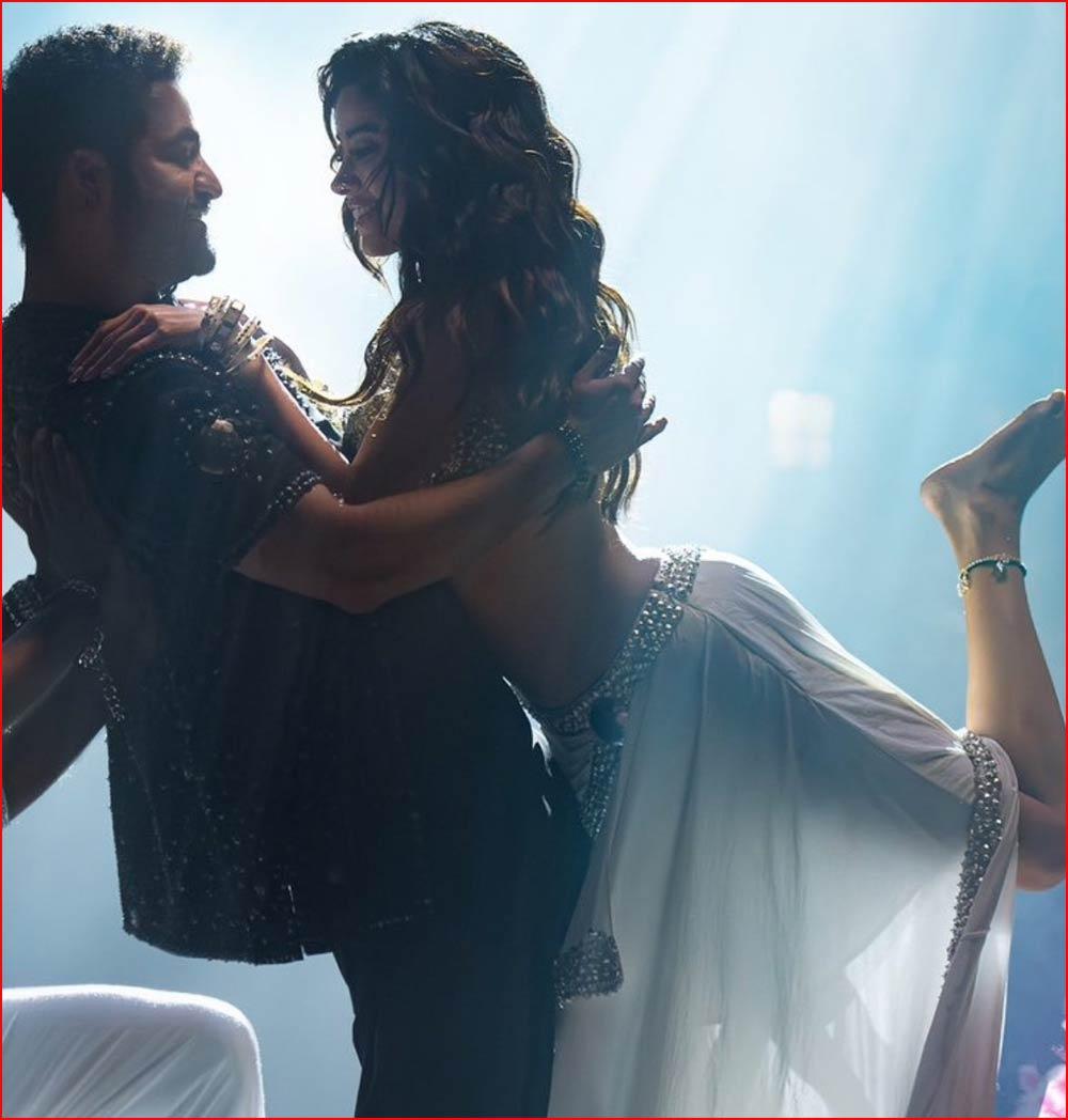 Daavudi Song Promo From Devara Is Out Full Song Today