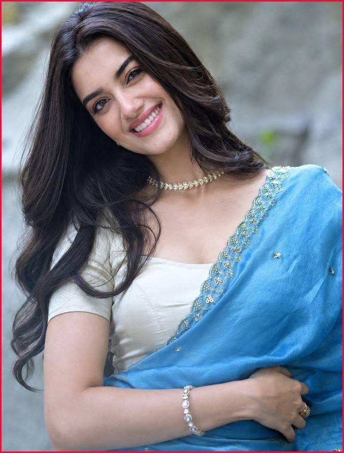 Dating rumours on sizzling beauty
