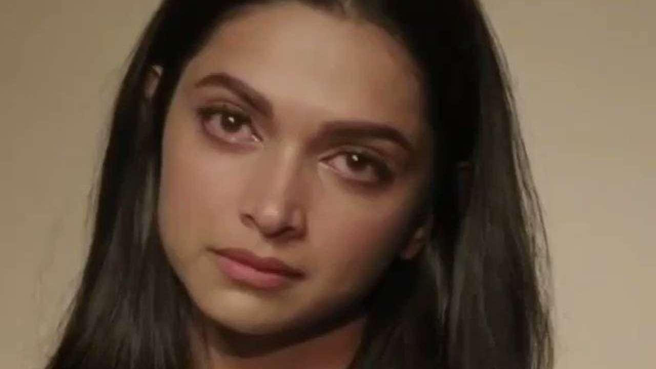 When Senior Scribe Trolled Top Actress!
