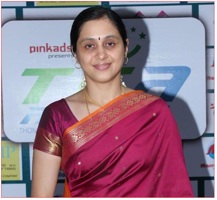 Devayani Working As A School Teacher