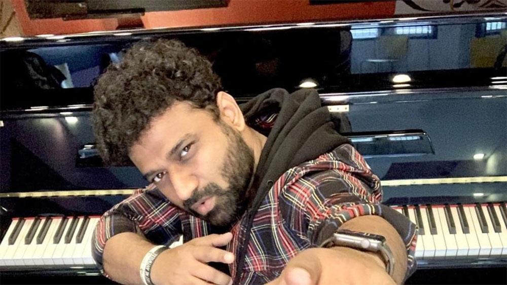 Bhavadeeyudu Bhagat Singh to have blasting tunes