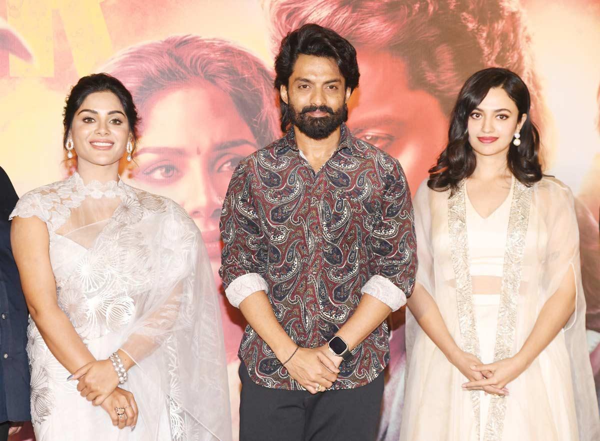 Devil has all the commercial elements along with a new story:  Kalyan Ram