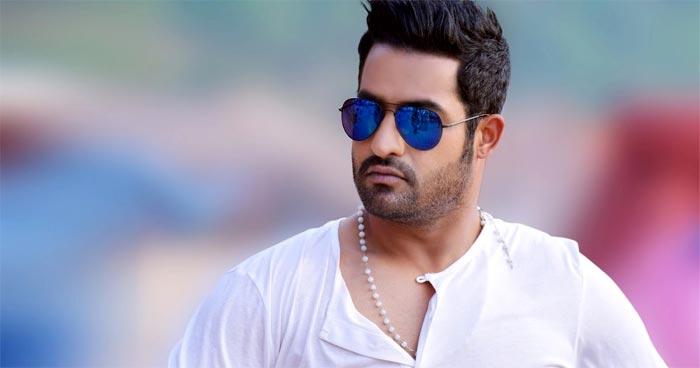 Jr NTR in Dhadkan!