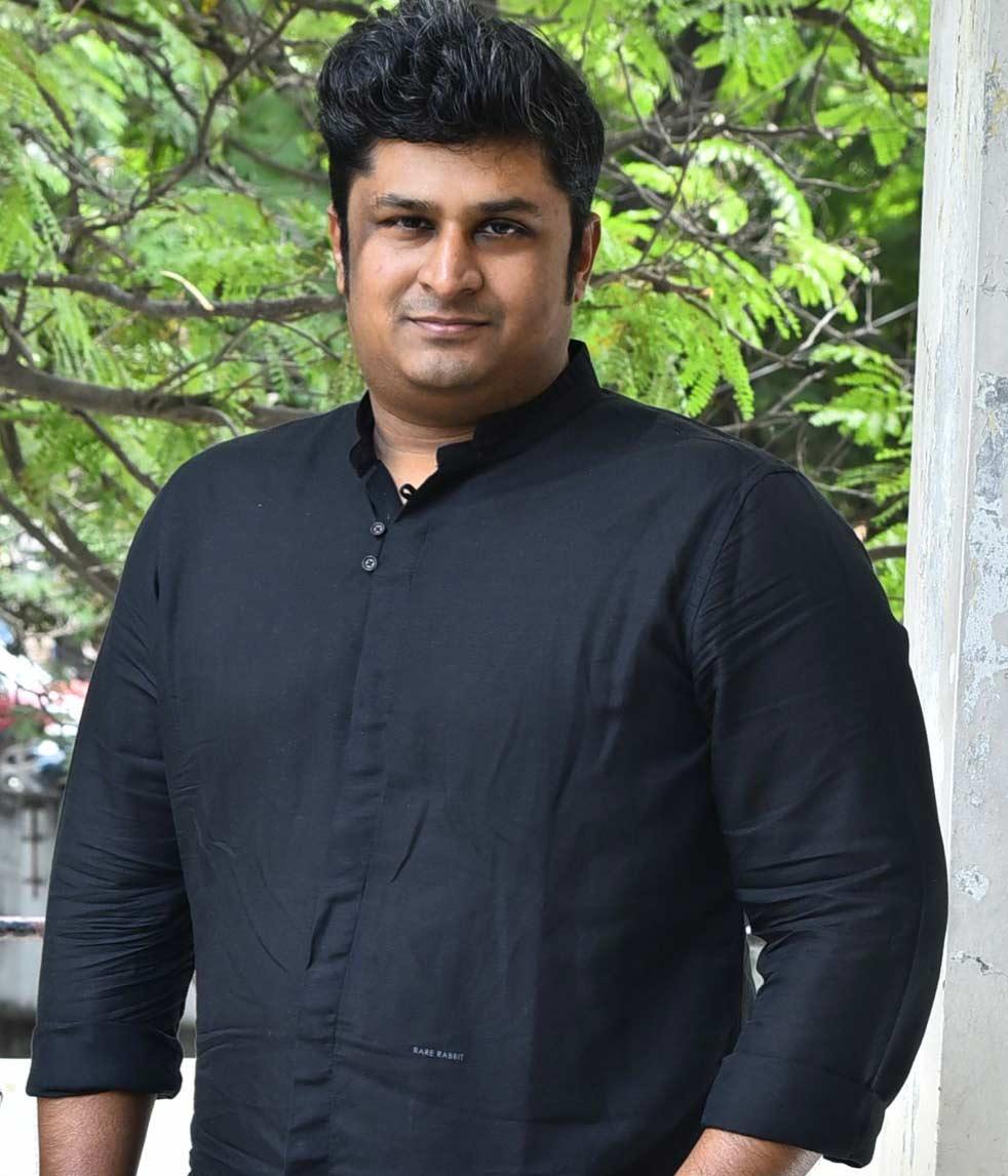 Director Keerthi Kumar Interview about Chaari 111