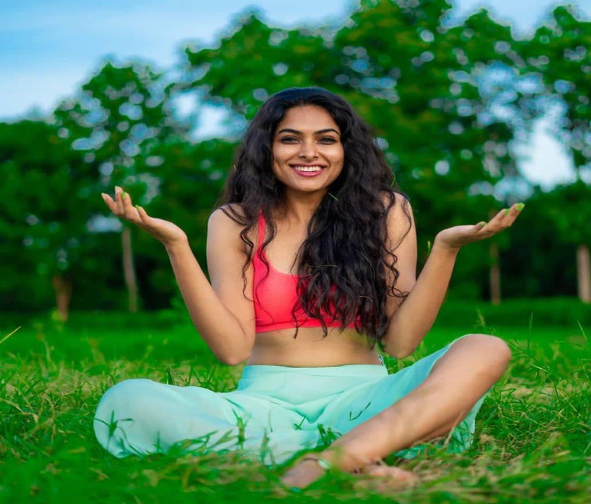 Divi Vadthya on Signing Spree