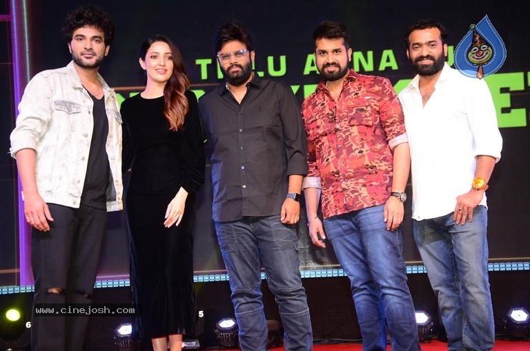 DJ Tillu team celebrates the film's success in a grand style at Visakhapatnam