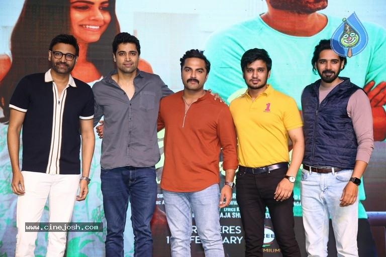 Actor Sumanth's 'Malli Modalaindi' celebrates pre-release event