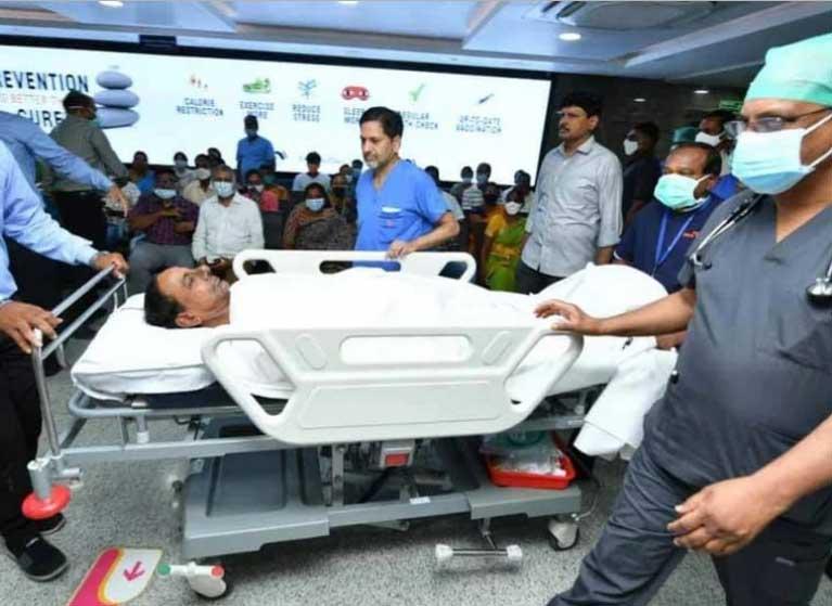 KCR hip replacement surgery successful