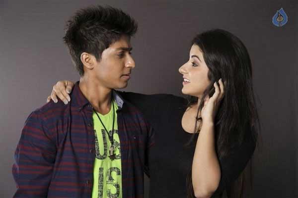 'Full Moon': A Romantic Tale of Three Couples