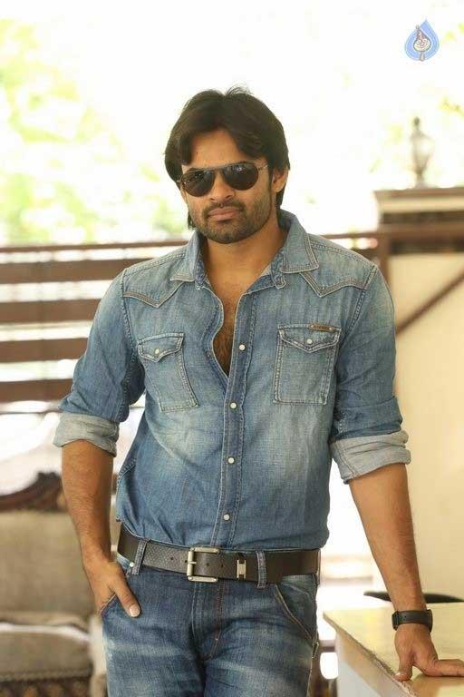 'Guvva Gorinkatho' Song in Never Seen Location!