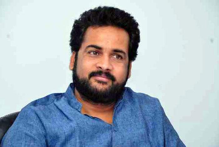 Hero Sivaji Silly Argument on Nandi!