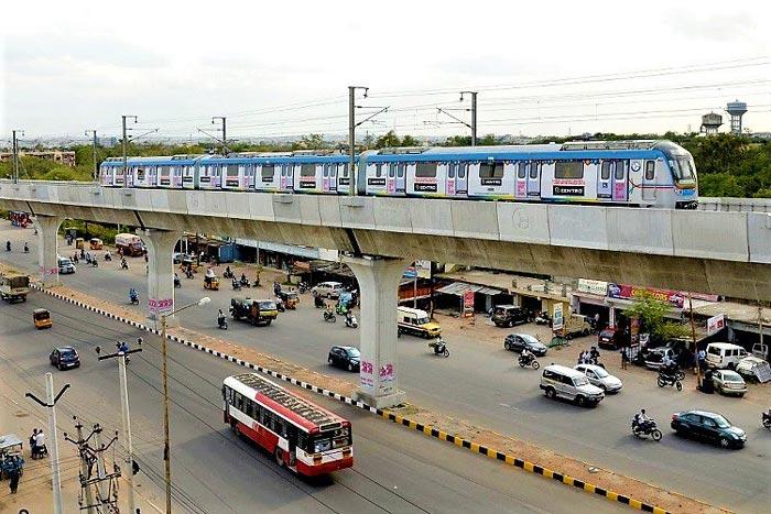 KCR Invites Modi - Hyderabad Metro Launch In Nov
