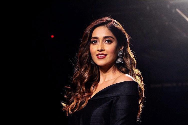 Ileana exposed on her pregnancy