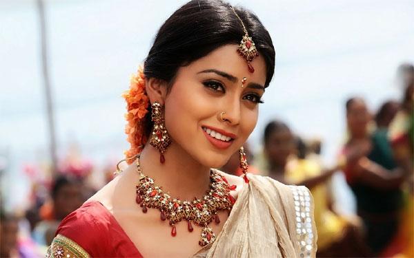 Now, Shriya Into Bahubali 2?!