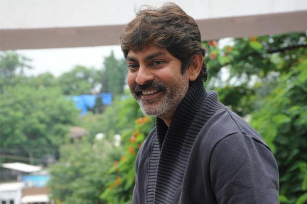 Jagapathi Babu Missed Bollywood Twice!