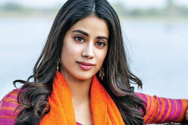 Janhvi Longs About Kissing Experience