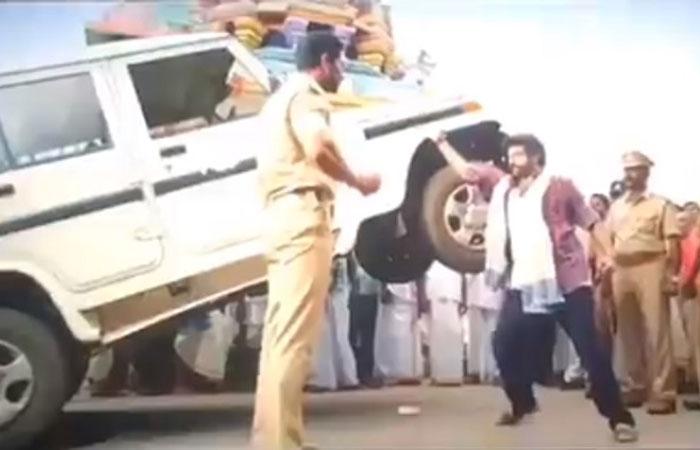 JS Funny Scene: Mahindra Chairman Laughs