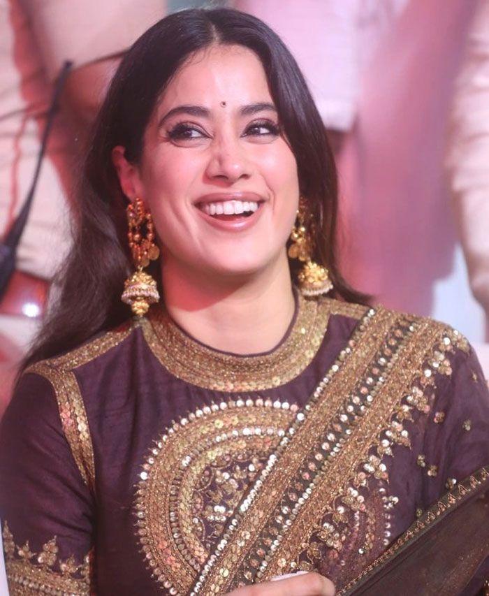 Janhvi talks about Peddi accidental scene