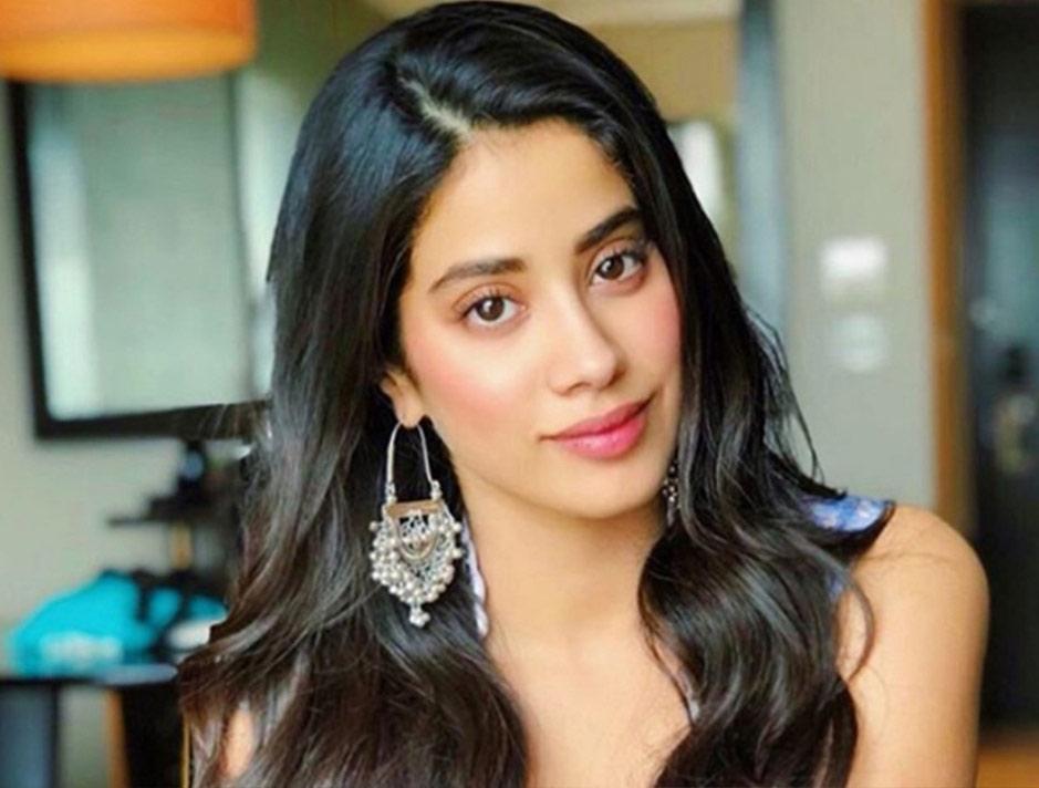 Janhvi raring to set Tollywood screens on fire