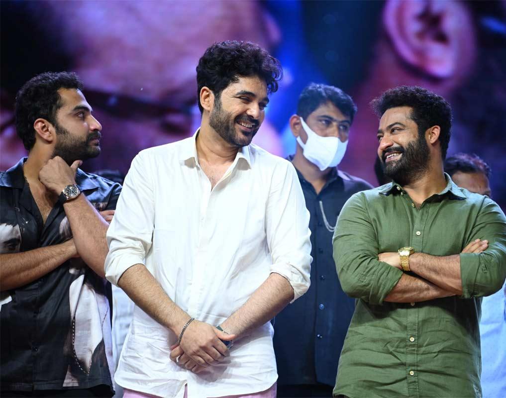 Tillu Square Celebrates Success In Style With NTR As Chief Guest