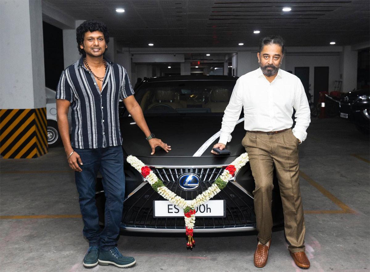 Kamal Haasan surprises Vikram creator