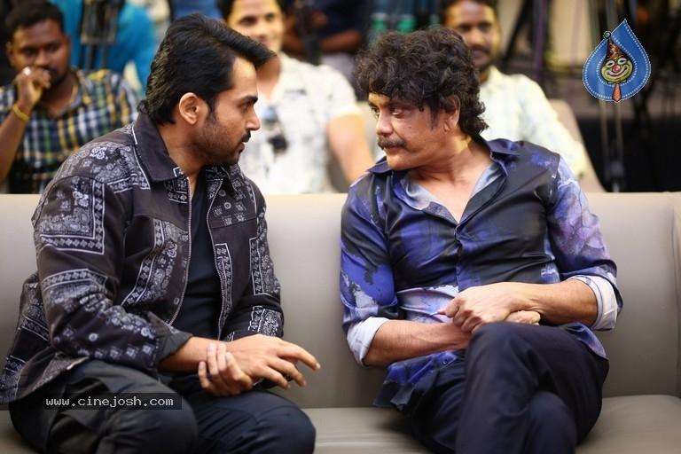 Karthi surprises with his singing talent